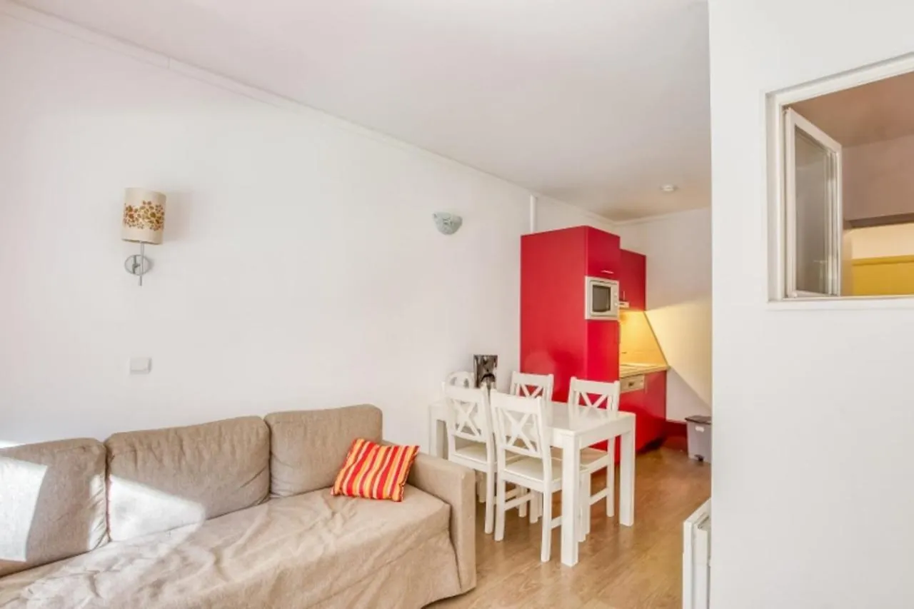 Flat With Swimming Pool Near The Beach Sanary-sur-Mer